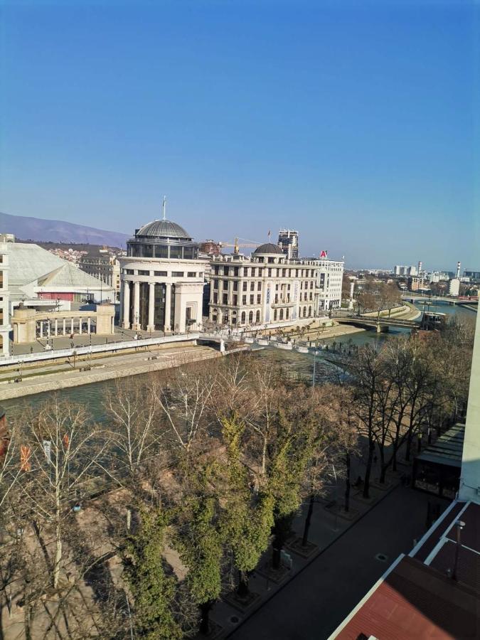 Calla 5 Apartment - Main Square, In The City Shopping Center - Parking Slot With Security And Video Camera Skopje Exterior photo