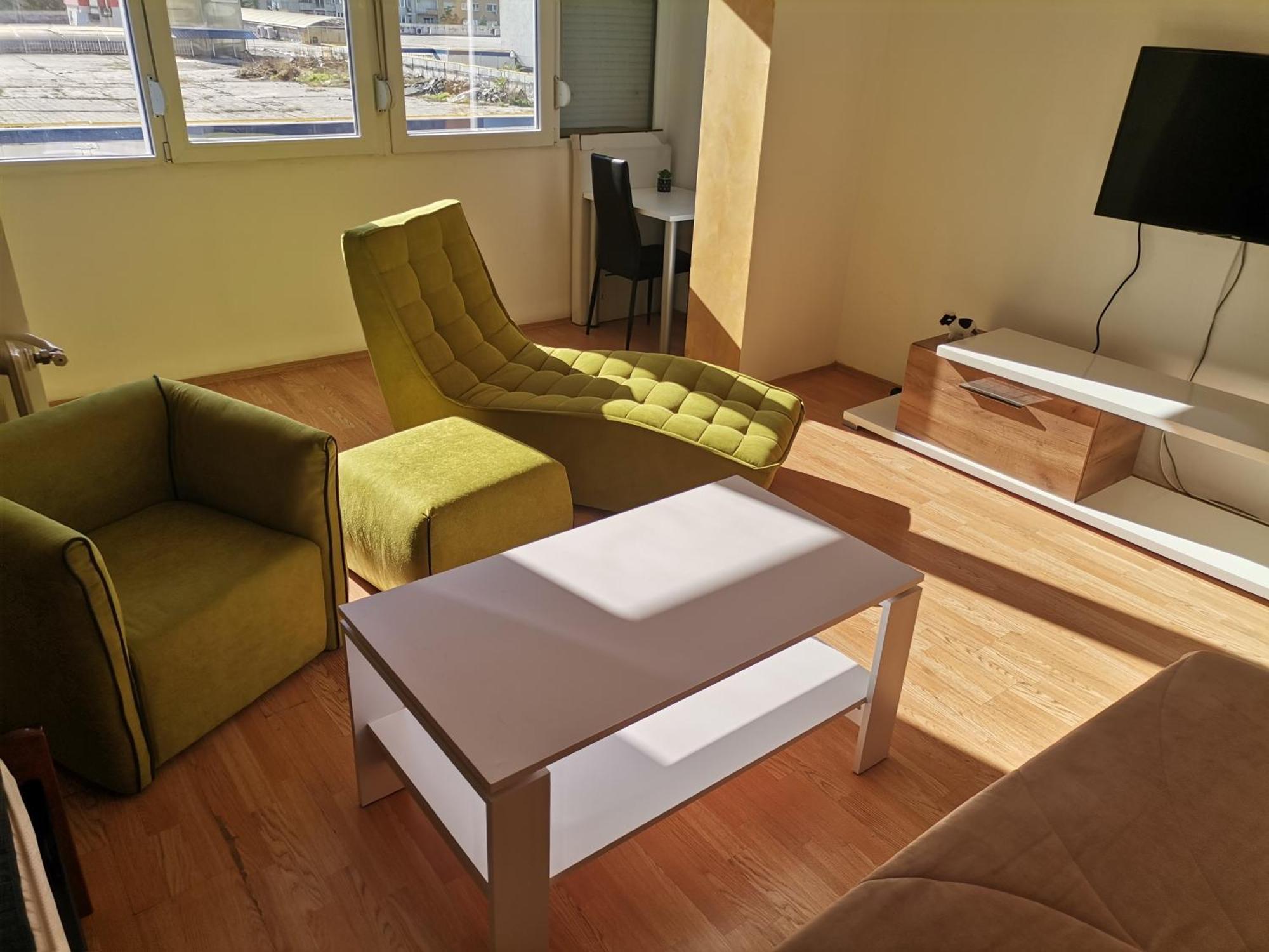 Calla 5 Apartment - Main Square, In The City Shopping Center - Parking Slot With Security And Video Camera Skopje Exterior photo