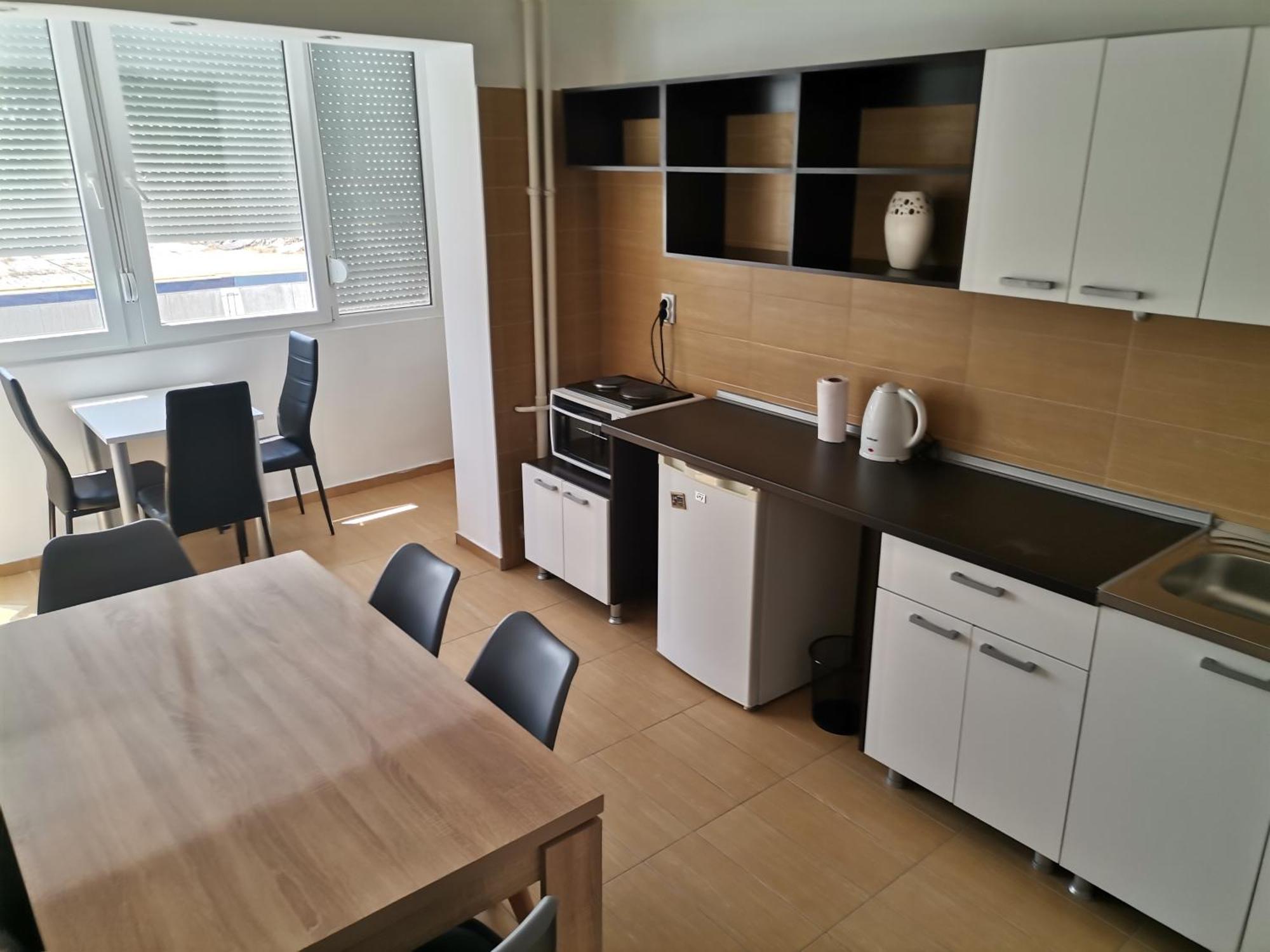 Calla 5 Apartment - Main Square, In The City Shopping Center - Parking Slot With Security And Video Camera Skopje Exterior photo