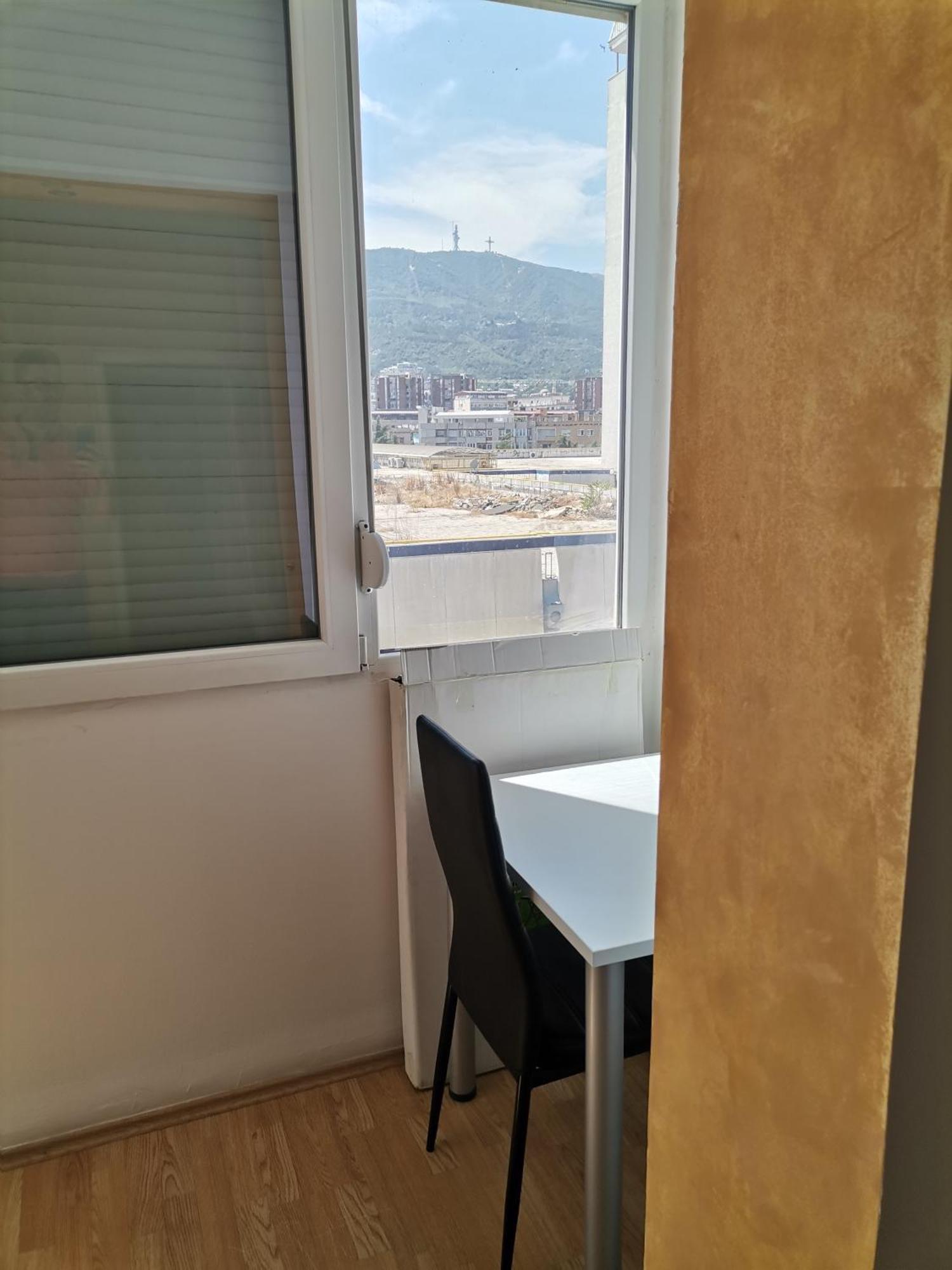 Calla 5 Apartment - Main Square, In The City Shopping Center - Parking Slot With Security And Video Camera Skopje Exterior photo