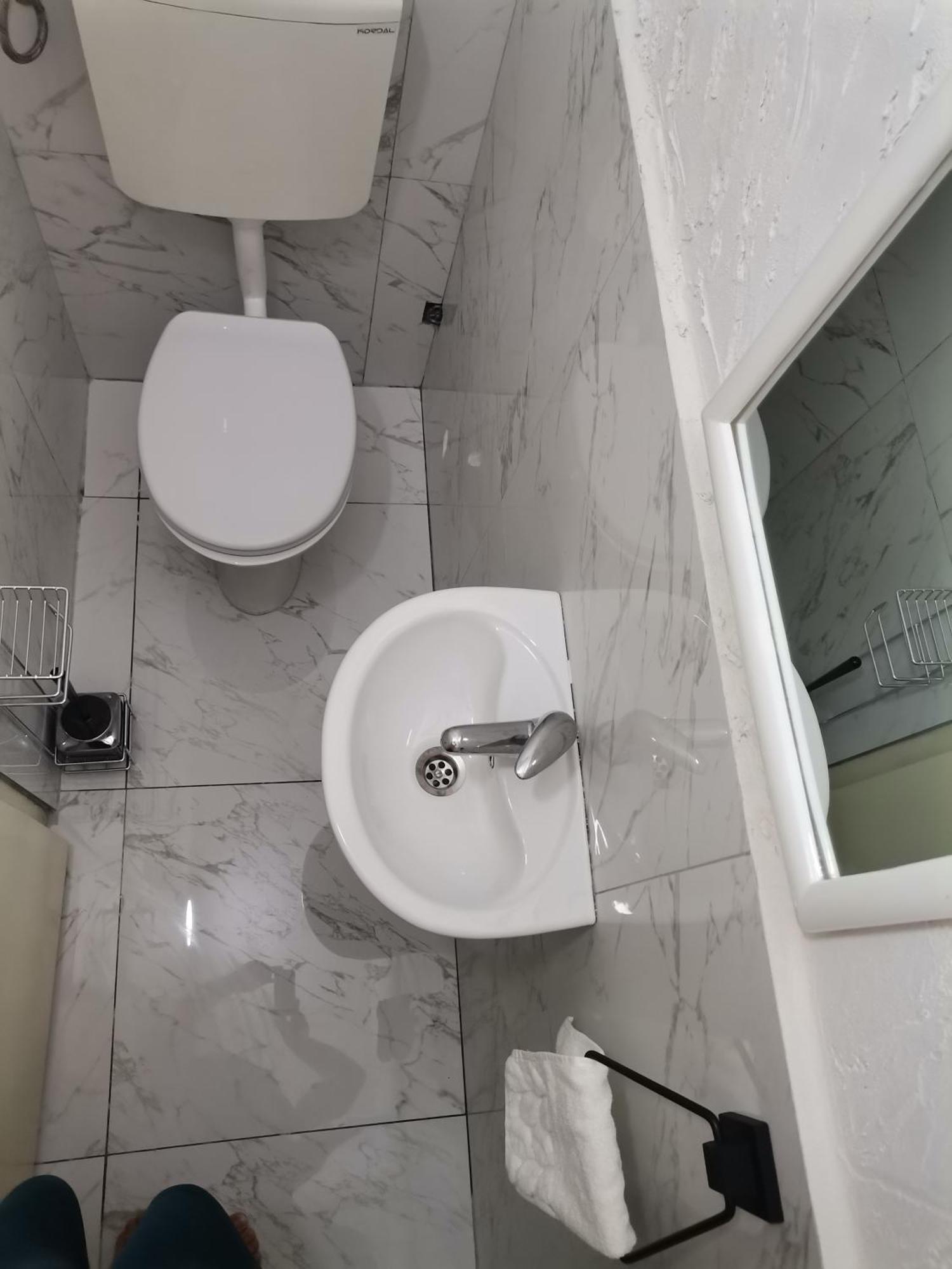 Calla 5 Apartment - Main Square, In The City Shopping Center - Parking Slot With Security And Video Camera Skopje Exterior photo
