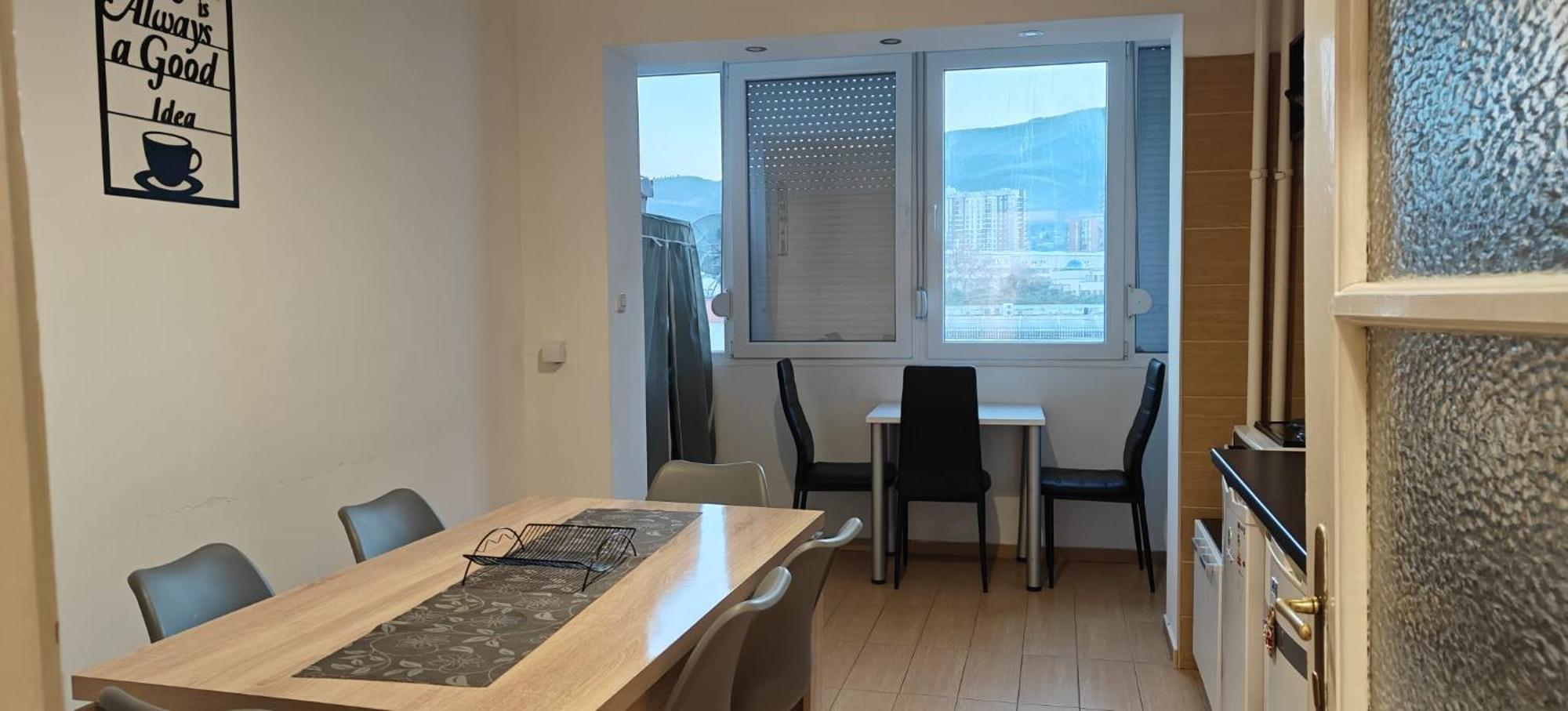 Calla 5 Apartment - Main Square, In The City Shopping Center - Parking Slot With Security And Video Camera Skopje Exterior photo